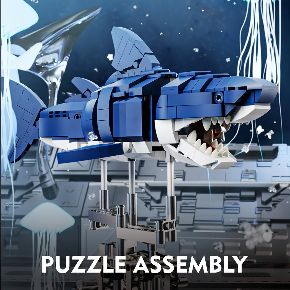 Shark Sea Creatures Building Set, 687 Pieces